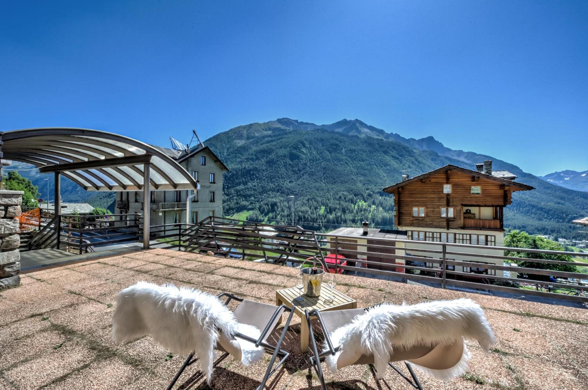 Snowflakes Retreat - Roomy Apartment With A View & Relax Solarium Cir 0133 Champoluc Exterior foto